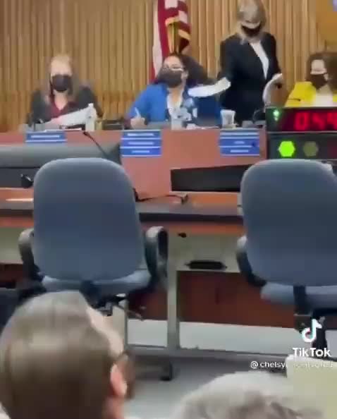 Parent files $200 million lawsuit against Clark County School Board!