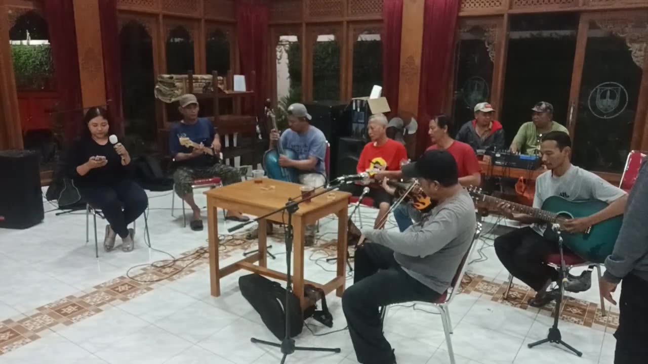 Pinggal cover lagu