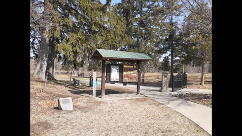 S02Ep01-McCourtie Park