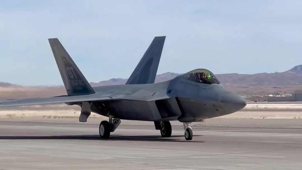 F 35