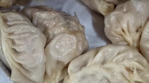 Momos