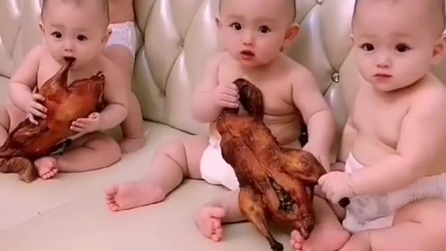 Cute Babies Showing Some Cute Moment Of Eating - Hilarious Babies