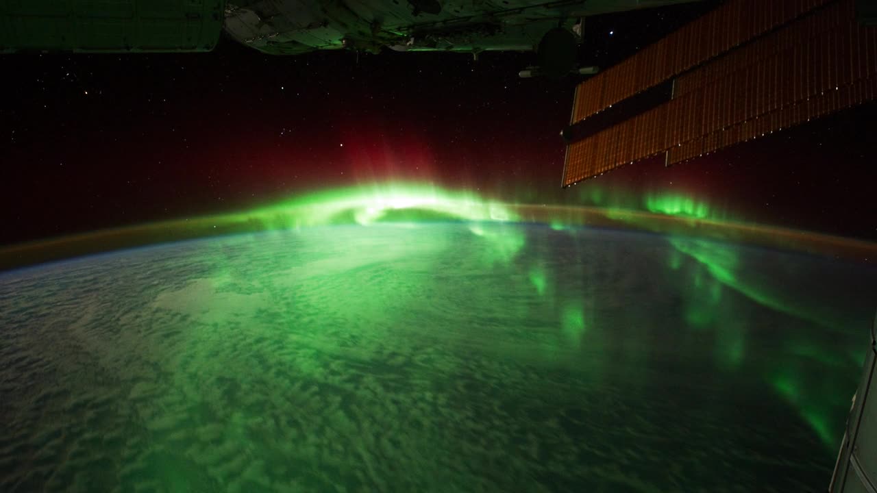 Time lapse photos of Aurora Australis