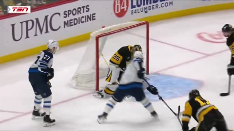 NHL - It's a birthday goal for Vladislav Namestnikov! 🥳