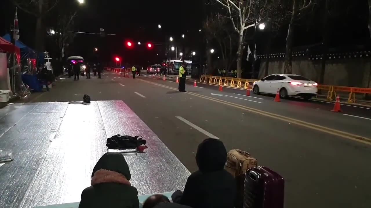 20200110_V3_S01(JvKtCRQXuuE)자유시민은 준법정신이 투철하나 경찰의 약속파기로