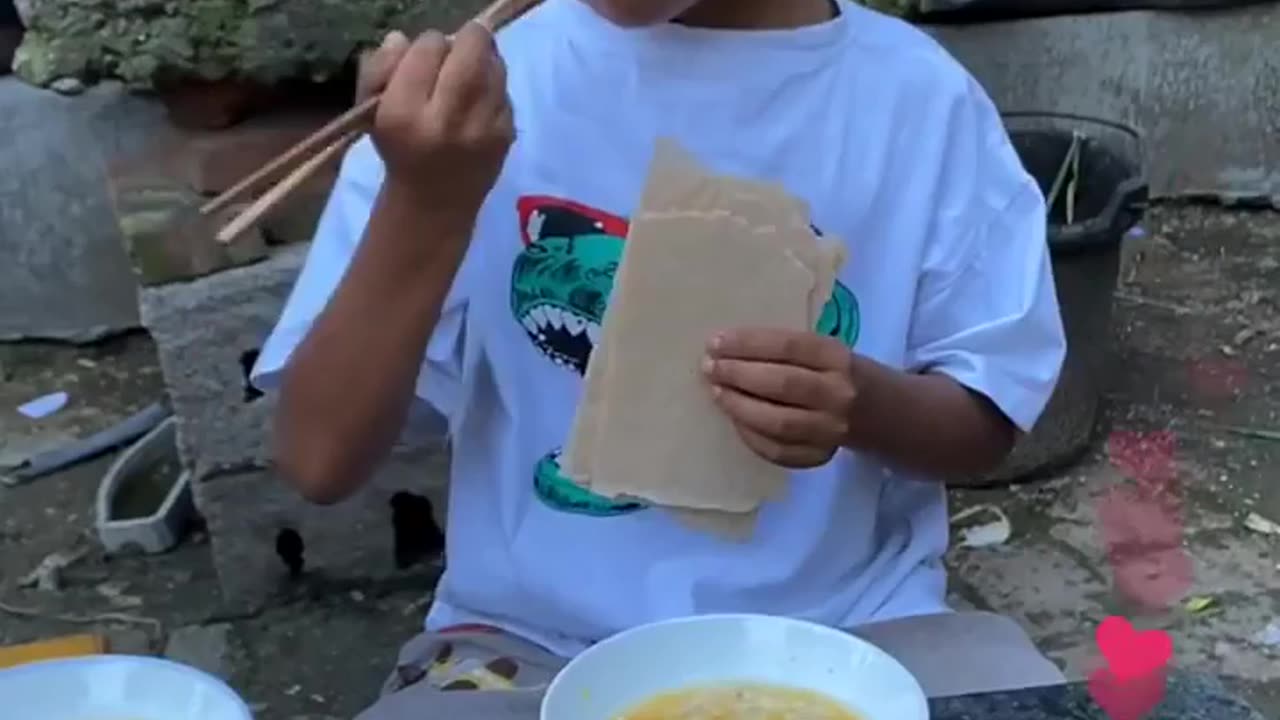 Village poor boy cooking