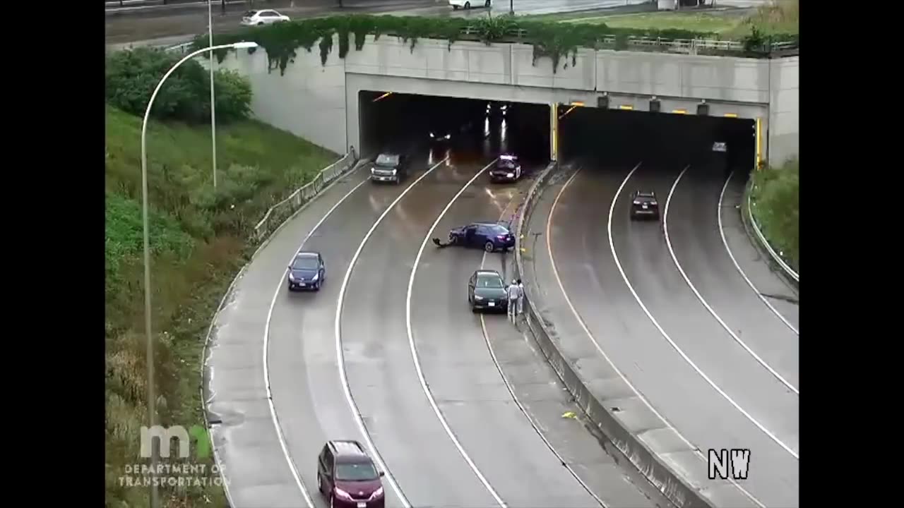 Back-to-Back car crashes at Lowry Tunnel