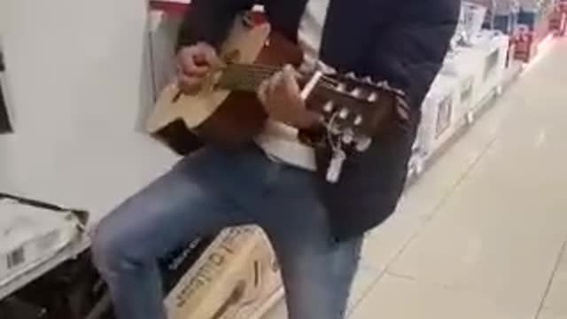 We decided to test the guitar in action
