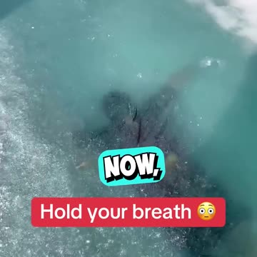 Inside in frozen😱he almost missed the exit😱😱