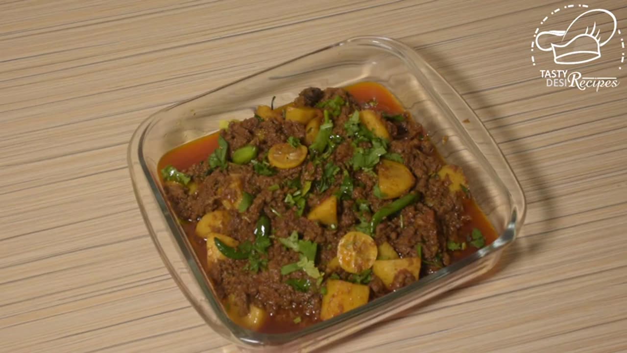 Aloo Keema Recipe | Ye Recipe Zubaida Apa ki Secret Hay | Tasty Desi Recipes