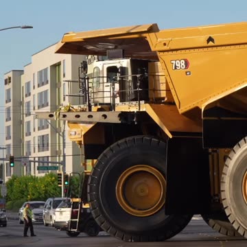 CAT 798AC Truck 🚚 and CAT 995 Loader