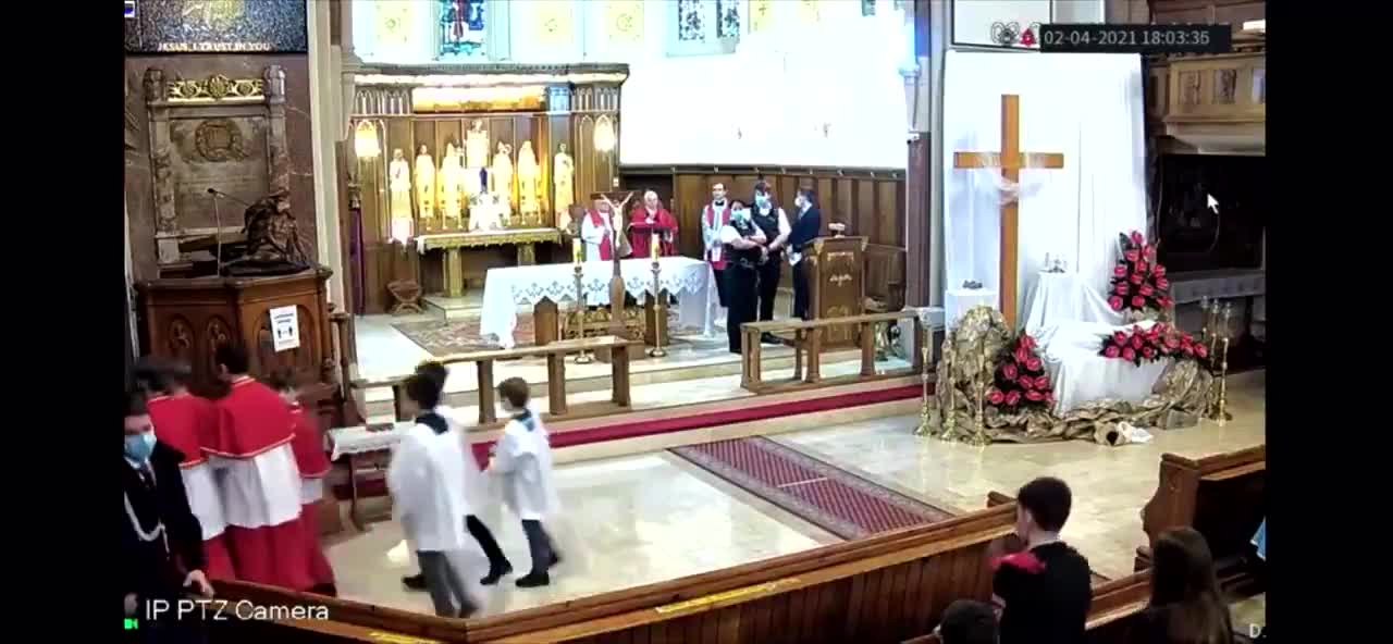 Metropolitan Police Tyrannically Break Up Catholic Mass