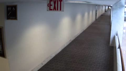 1469HSOB02SH211Hallway_2021-01-06_11h00min01s657ms.mp4