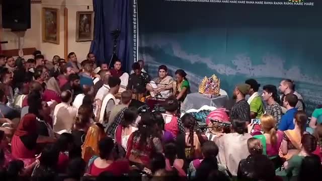 bhajamana radhe London version song