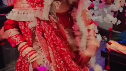 HOT & CUTE INDIAN Bridge