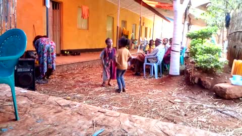 Ethiopian Kids Dance