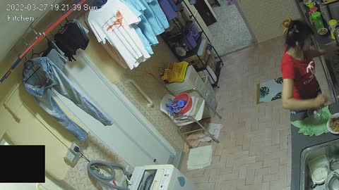 kitchen day n night 20220327