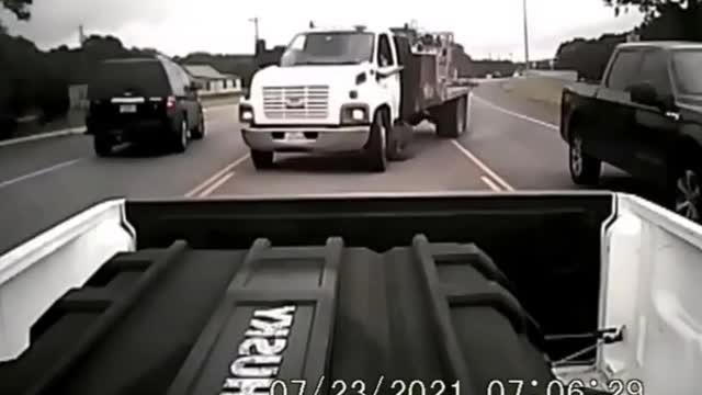 This is why you need a Dash Cam 🏎️