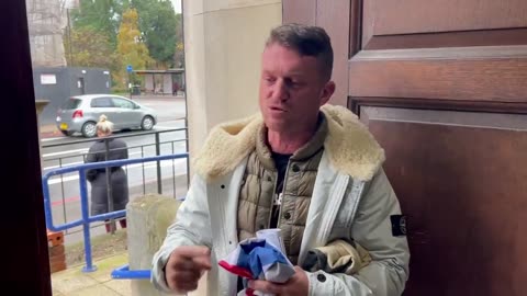 Reporter and blogger Tommy Robinson has been released from custody