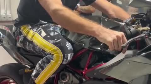Motorcycle performance test