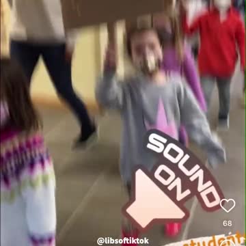 DC School forced kindergarteners to march with BLM signs and chant!