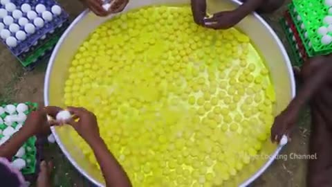 CHICKEN OMELETTE | Huge Eggs With Chicken Meat | and served 😎😎