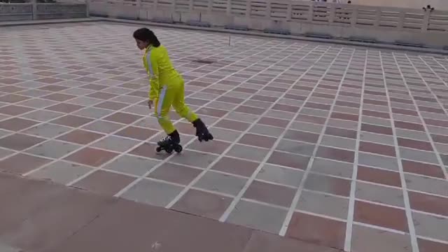 Skating girl###