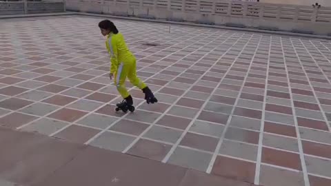 Skating girl###