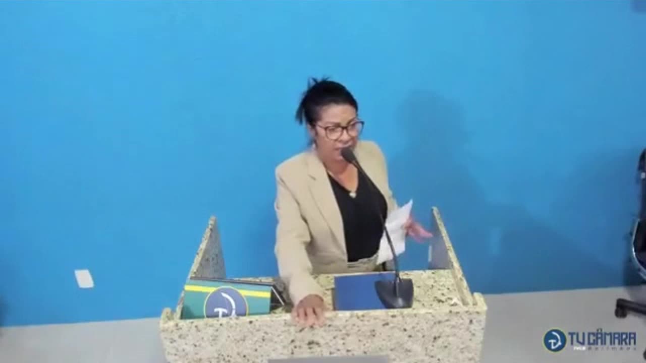 Vereadora Flávia cobra o EJA