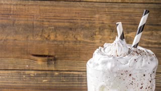 Keto Low Carb Vanilla Milkshake - Yummy - #shorts