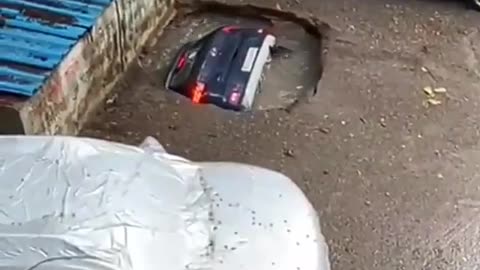 OMG ! May This '' Car '' owner stay mentally Fit after watching this .