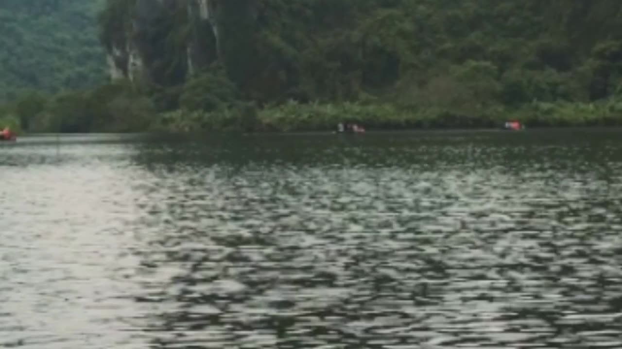 Ninh Binh : The Halong Bay on Land