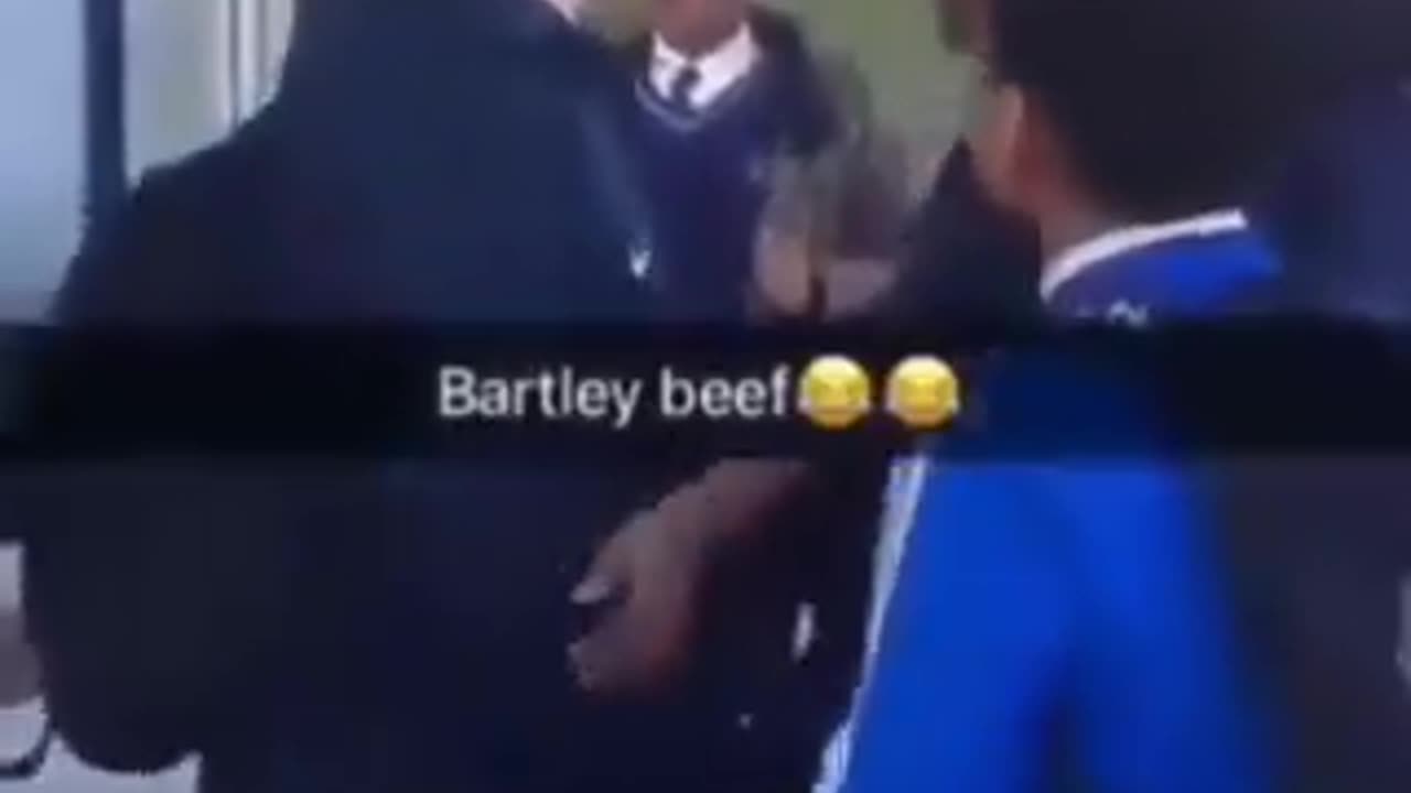 young white british patriot stands up to vicious black gang an puts shaniqua in her place