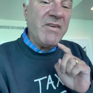 "Mr. Wonderful" Buys AOC's $67 Sweatshirt Just to Make EPIC Statement