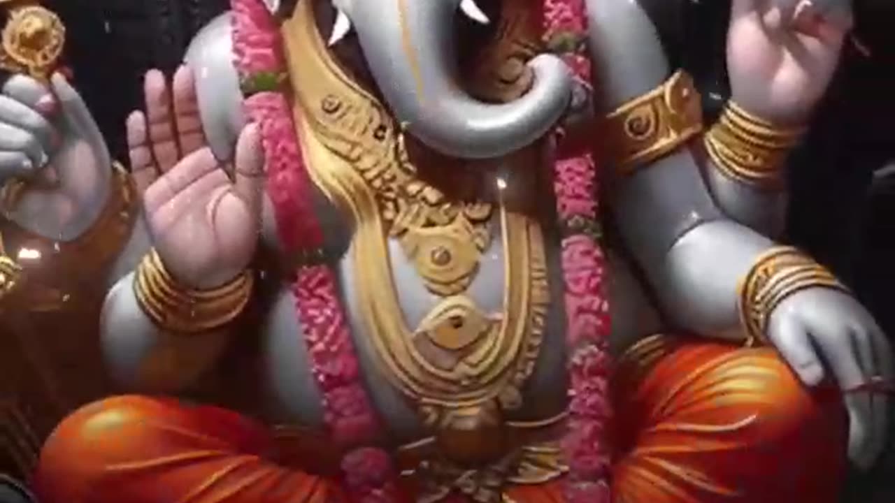 May Lord Ganpati always be by your side in every test of your life. #ganeshchaturthi