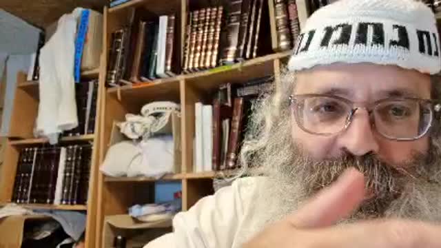 אילמלי נגדוה לחנניה מישאל ועזריה פלחו לצלמא ולא שני לך בין הכאה שיש לה - שיר נ נח מסכת כתובות דף לג