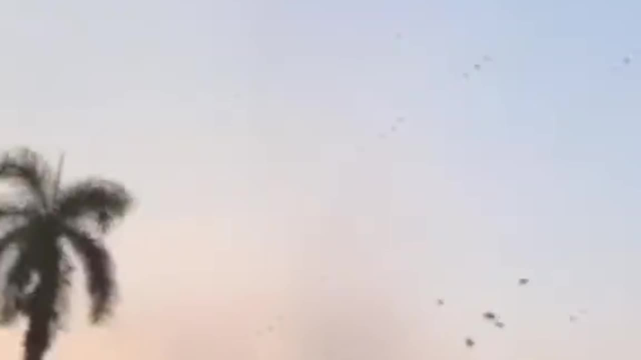 Falistin viral video//parashut//Israel attacks