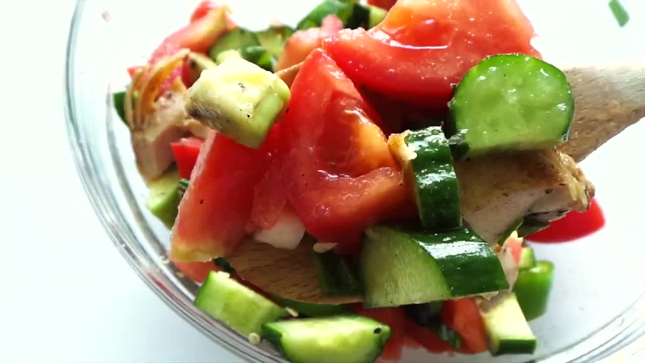 Tomato Avocado Chicken Salad For Summer