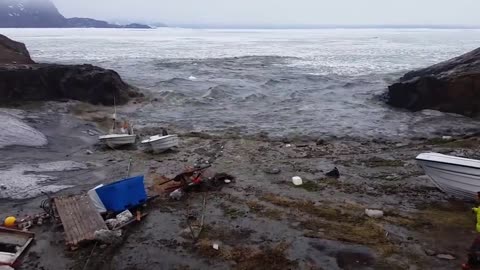 GREENLAND TSUNAMI_ Fishermen Run For Their Lives