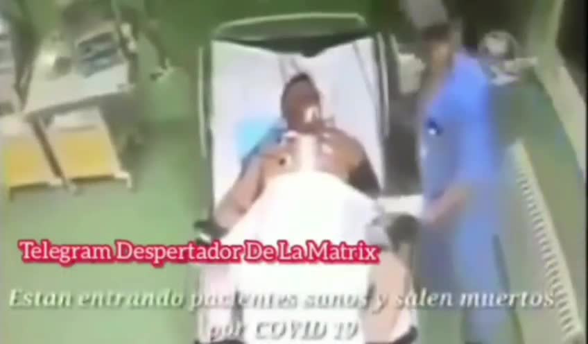 SANITARIO ASESINANDO A PACIENTE EN UCI