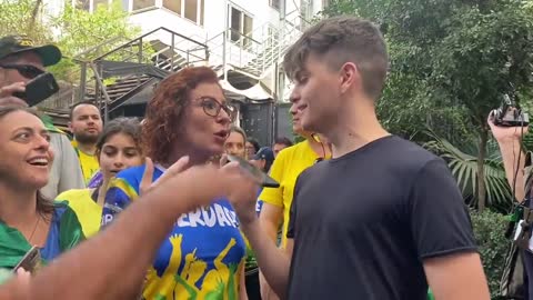 CARLA ZAMBELLI EM 1 DE MAIO