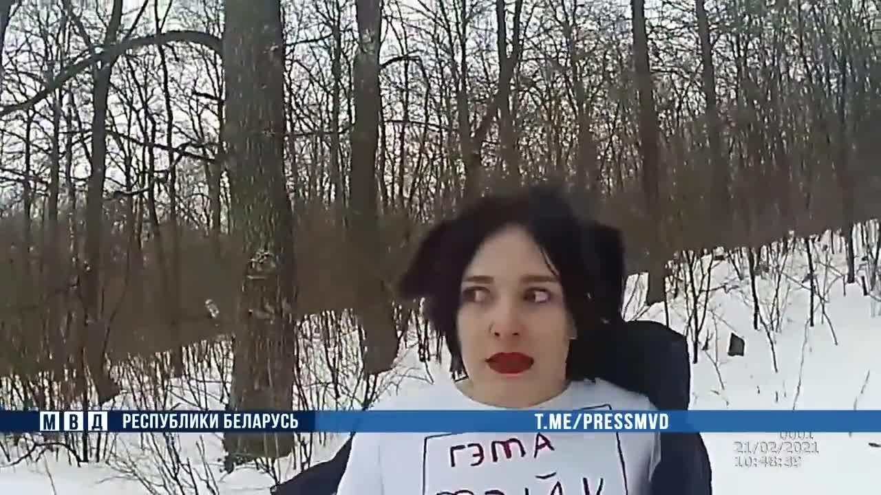 Belarus: “special operation” to prevent people from recording a video with white-red-white flags