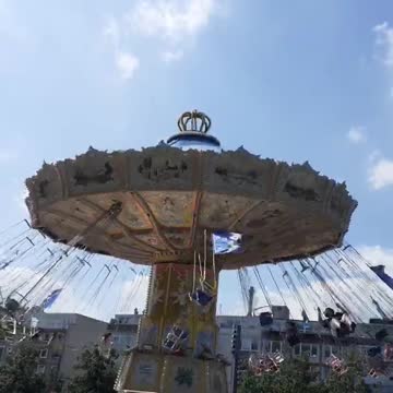 short video of kids playing ground