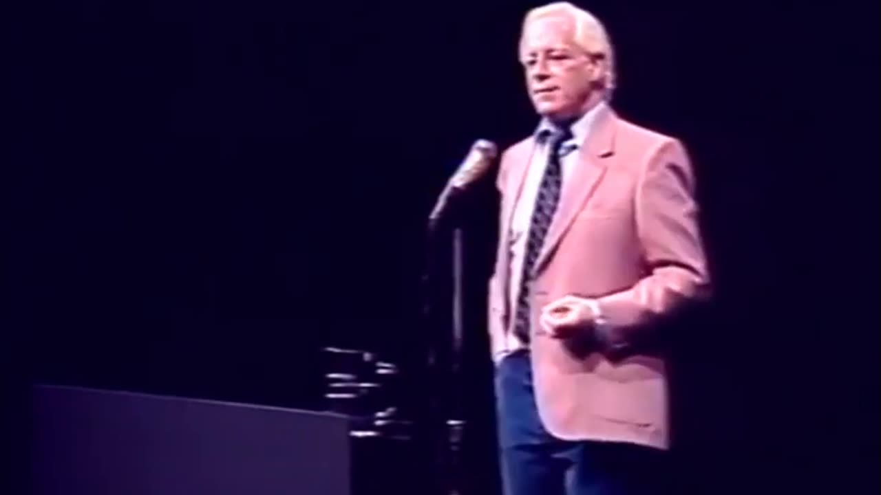 Extrait de Pierre Bourgault : Partie 2 La visite du Général de Gaulle et l'indépendance du Québec