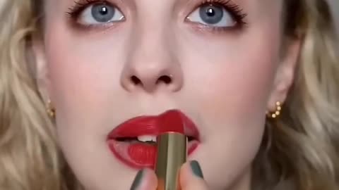 How to make lipstick in companies ?