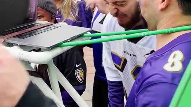 Really hope this vid doesn’t blow up, if my boss gets ahold of this, i’m toast.