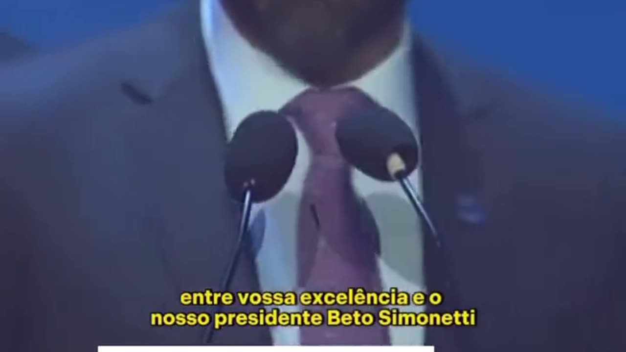 Presidente da OAB/MG rasga o verbo na cara de Barroso denunciando os excessos praticados por ministros.