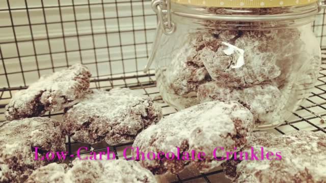 Keto chocolate crinkles