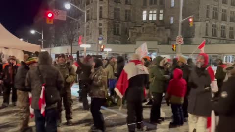 Canada | Ottawa - Truckers For Freedom: This is what happens in Ottawa at night