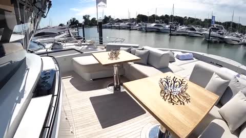 €3 Million Yacht Tour : Bluegame BGX60-20